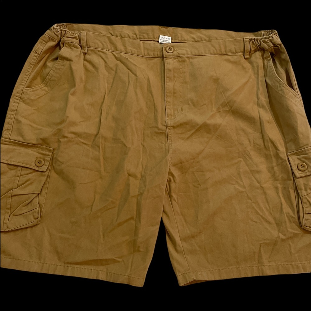 Men’s cargo shorts